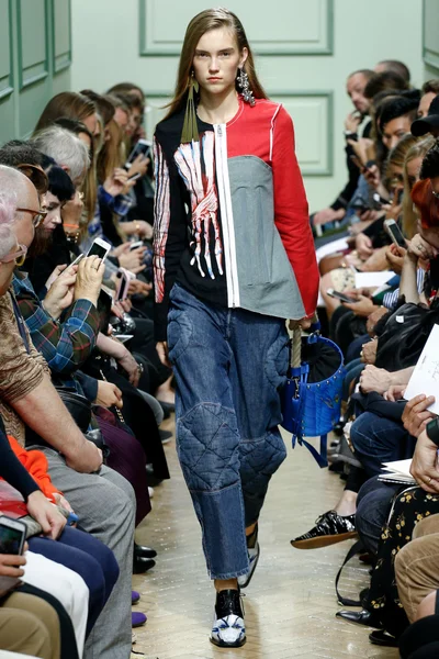 Look 21